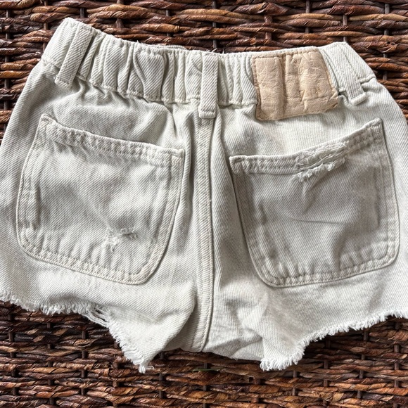 Zara Girls Jean Shorts - Picture 6 of 6